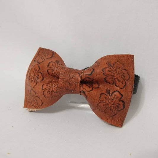 Full Embossed Bow (Poppy Design)